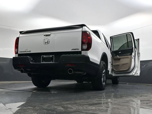 Used 2023 Honda Ridgeline RTL-E image 38