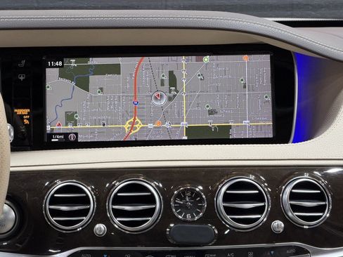 Used 2015 Mercedes-Benz S 63 AMG 4MATIC Sedan w/ Driver Assistance Package image 60