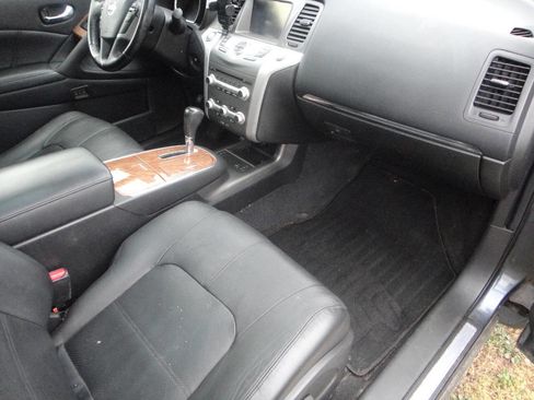 Used 2014 Nissan Murano LE w/ Platinum Edition Package image 16