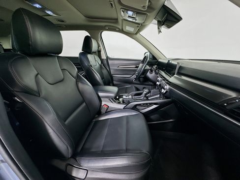 Used 2025 Kia Telluride S FWD image 34