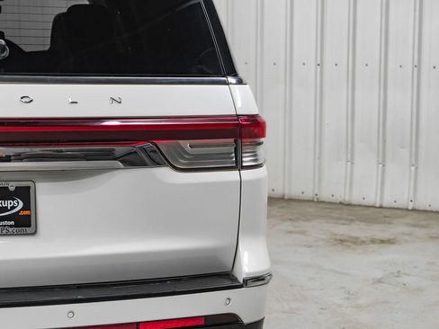 Used 2022 Lincoln Navigator L Reserve AWD/4WD image 53