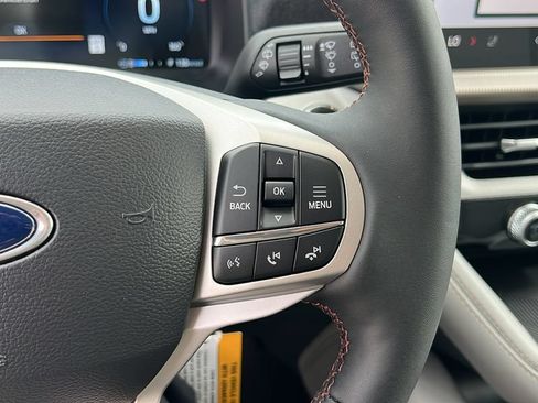 New 2026 Ford Explorer Active w/ Active Comfort Package RWD image 21