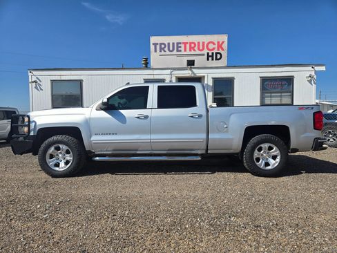 Used 2015 Chevrolet Silverado 1500 LT w/ All Star Edition AWD/4WD image 2