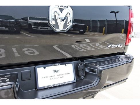 Used 2024 RAM 2500 Laramie w/ Safety Group AWD/4WD image 28