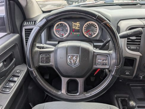 Used 2017 RAM 2500 Tradesman w/ Chrome Appearance Group AWD/4WD image 16