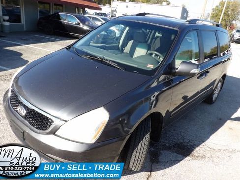 Used 2014 Kia Sedona LX image 25