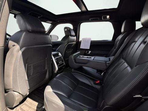 Used 2017 Land Rover Range Rover Sport Supercharged image 19