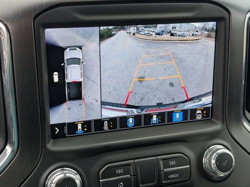 Used 2022 GMC Sierra 2500 AT4 w/ AT4 Preferred Package image 22