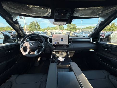 New 2026 Toyota Tundra Platinum AWD/4WD image 12