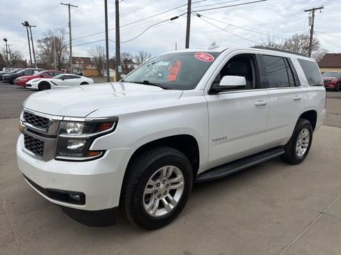 Used 2016 Chevrolet Tahoe LT w/ Luxury Package AWD/4WD image 10