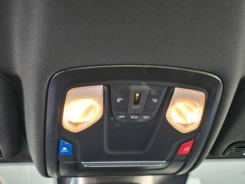 Certified 2025 RAM 2500 Big Horn AWD/4WD image 18