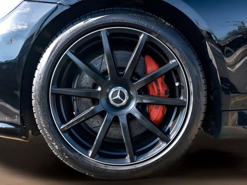 Used 2017 Mercedes-Benz S 63 AMG 4MATIC Sedan w/ Warmth & Comfort Package image 19