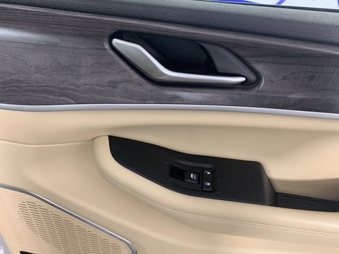 Used 2023 Jeep Grand Cherokee 4WD 4xe w/ Luxury Tech Group II image 41