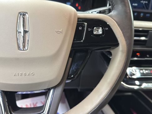 Used 2023 Lincoln Corsair Reserve w/ Equipment Group 201A image 16