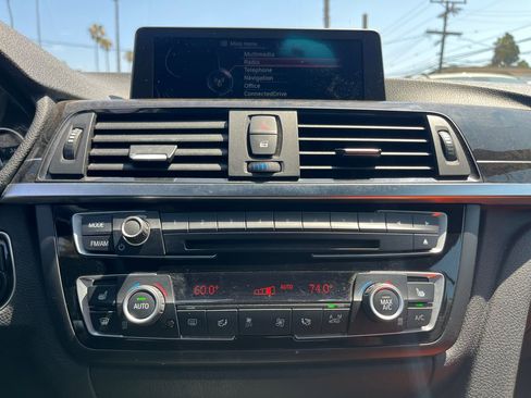 Used 2015 BMW 435i xDrive Convertible AWD/4WD image 24