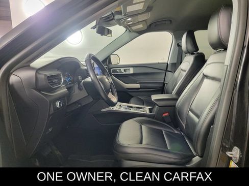 Certified 2022 Ford Explorer XLT w/ Equipment Group 202A AWD/4WD image 13