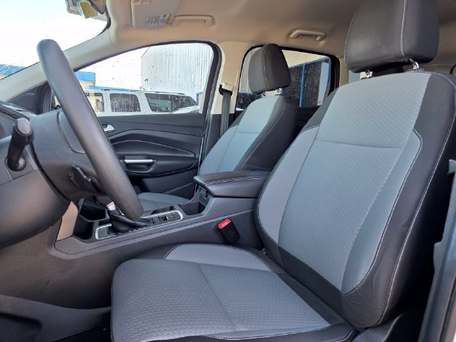 Used 2017 Ford Escape SE FWD image 12