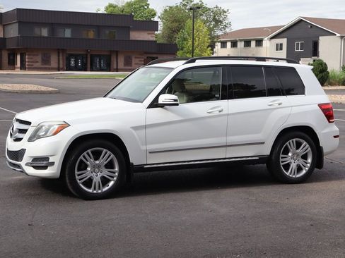 Used 2013 Mercedes-Benz GLK 250 BlueTEC 4MATIC image 10