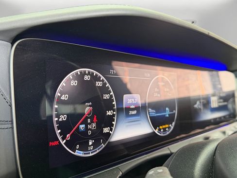 Used 2018 Mercedes-Benz E 300 image 21
