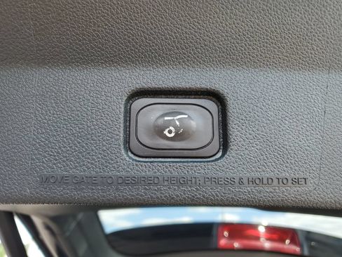 Used 2019 Ford Explorer Limited w/ Class III Trailer Tow Package AWD/4WD image 35