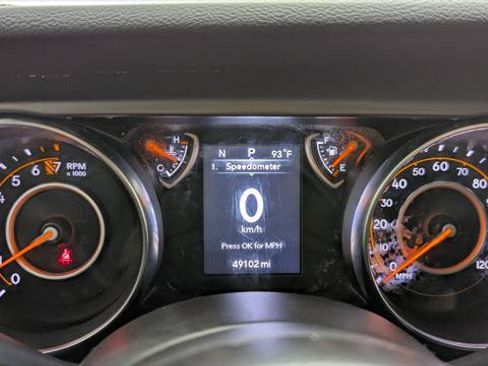 Used 2023 Jeep Gladiator Sport AWD/4WD image 26