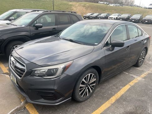 Used 2018 Subaru Legacy 2.5i Premium image 1