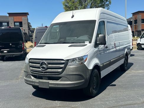 New 2026 Mercedes-Benz Sprinter 2500 image 3