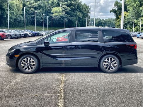 New 2026 Honda Odyssey EX-L image 2