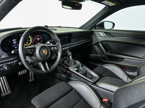Certified 2024 Porsche 911 GT3 RWD image 4