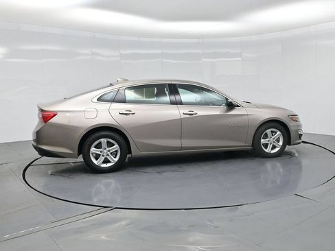 Used 2023 Chevrolet Malibu LT FWD image 28