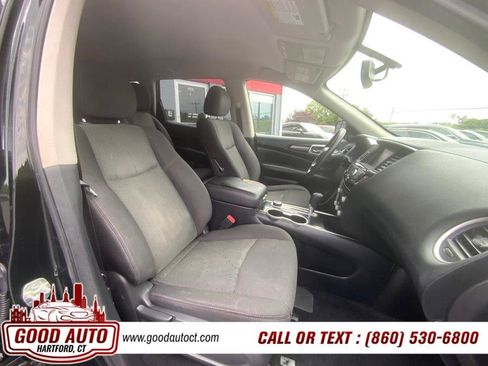 Used 2020 Nissan Pathfinder SV AWD/4WD image 11