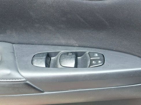 Used 2017 Nissan Sentra SV w/ Driver's Assist Package image 28