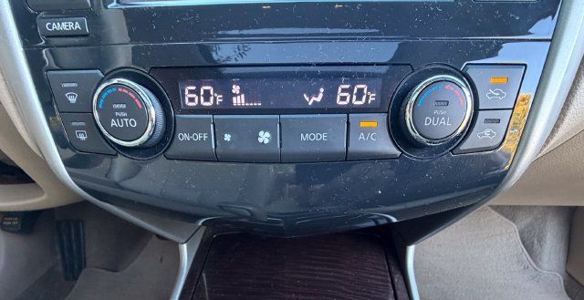 Used 2014 Nissan Altima 3.5 SL w/ Technology Package FWD image 31