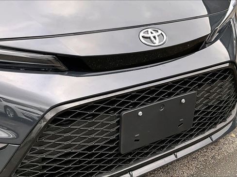 Used 2026 Toyota Corolla SE image 32