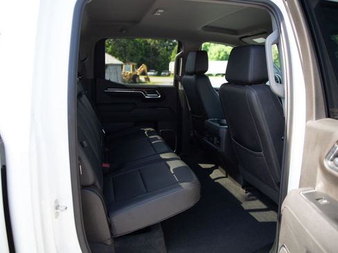 Used 2023 Chevrolet Silverado 1500 LT w/ Leather Package AWD/4WD image 21