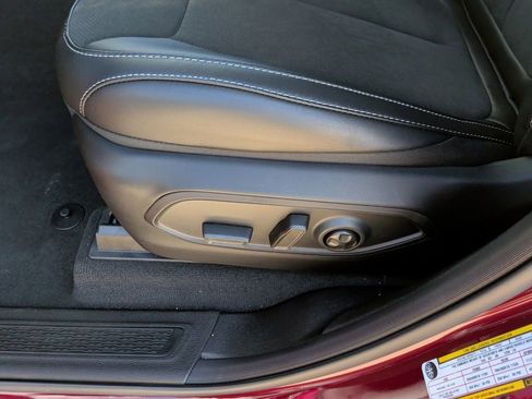 New 2025 Jeep Grand Cherokee L Altitude image 13