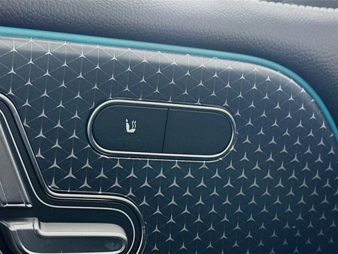 Certified 2025 Mercedes-Benz GLB 250 4MATIC image 22