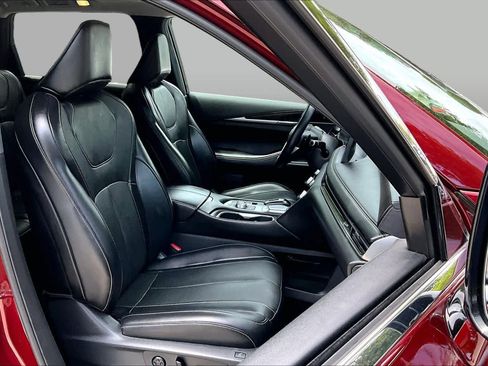 Used 2023 INFINITI QX60 Sensory w/ Cargo Package AWD/4WD image 9