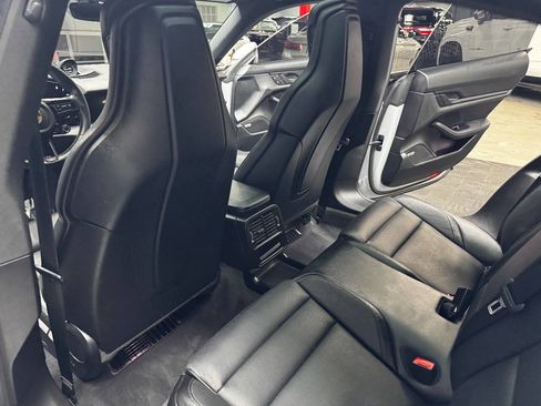 Used 2022 Porsche Taycan 4S image 43