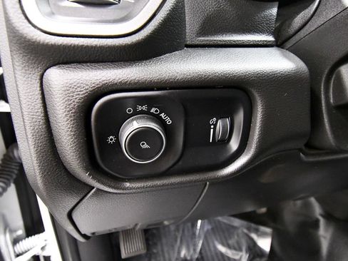 Used 2022 RAM 2500 Tradesman AWD/4WD image 19