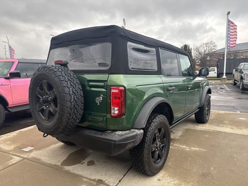 Certified 2024 Ford Bronco Black Diamond image 6