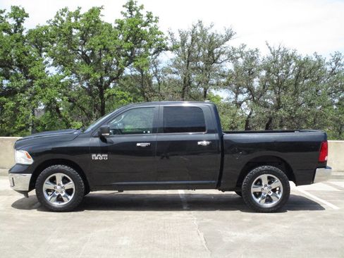 Used 2017 RAM 1500 Big Horn image 2