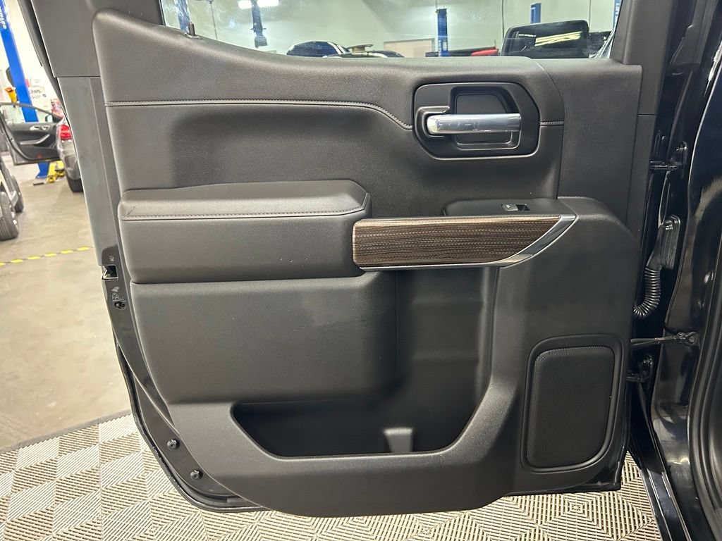 Used 2021 Chevrolet Silverado 1500 RST w/ Bed Protection Package AWD/4WD image 14