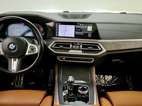 Used 2023 BMW X5 xDrive40i w/ Executive Package AWD/4WD image 22