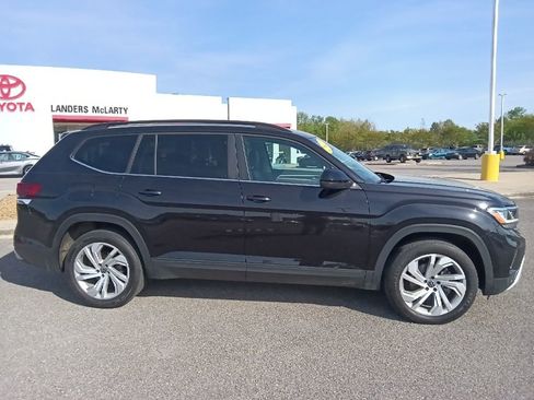Used 2022 Volkswagen Atlas SE FWD image 2