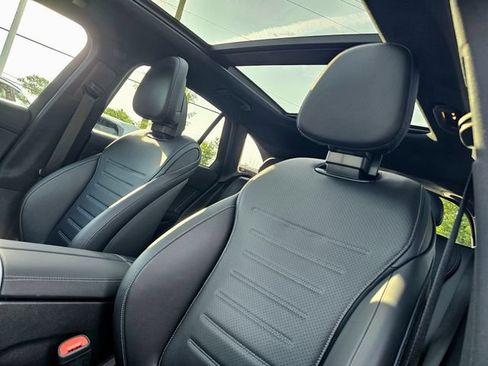 Certified 2024 Mercedes-Benz GLC 300 4MATIC image 18