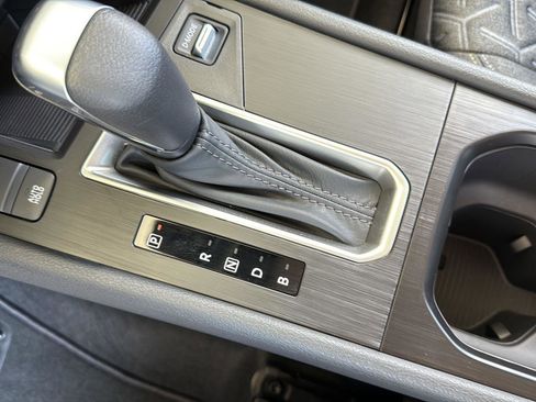 New 2026 Nissan Kicks SV image 25