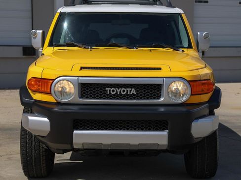 Used 2007 Toyota FJ Cruiser 4WD image 17