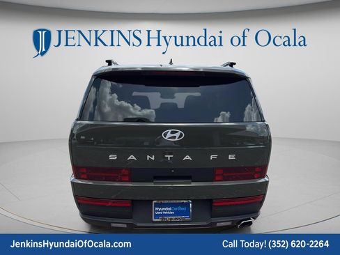 Used 2024 Hyundai Santa Fe SEL FWD image 4