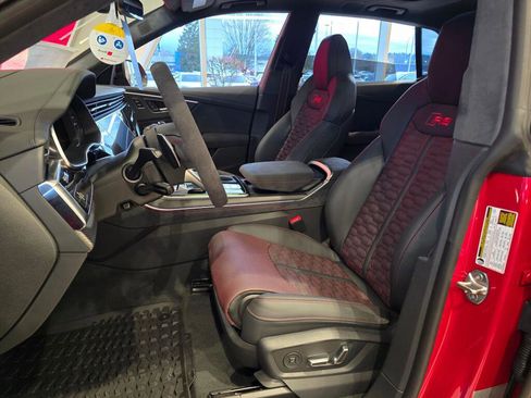 New 2026 Audi RS Q8 performance image 9